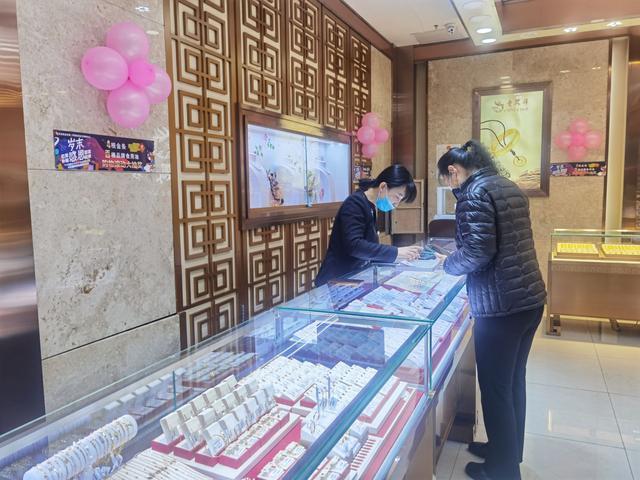 珲春市第三轮政府消费券促销活动火热进行中,全市日用百货,电器销售
